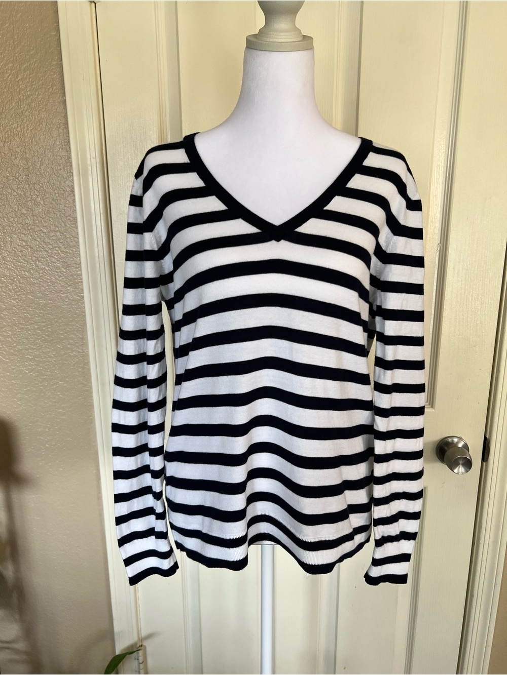 J.Crew Blackish-Blue White Striped 100% Cotton V-Neck Lightweight Sweater Size L